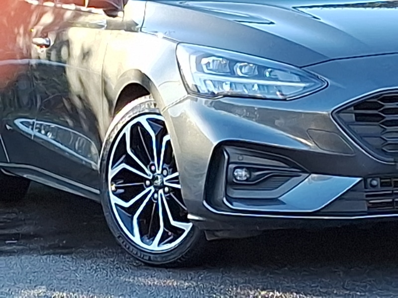 Used Ford Focus 2022 for sale - 76879830: Photo 9