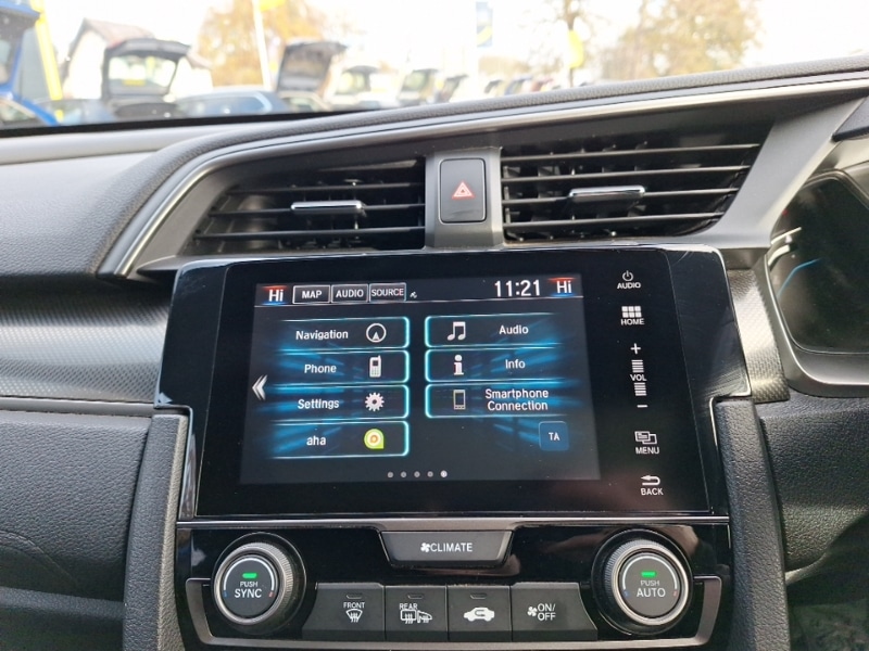 Used Honda Civic 2018 for sale - 76639270: Photo 12