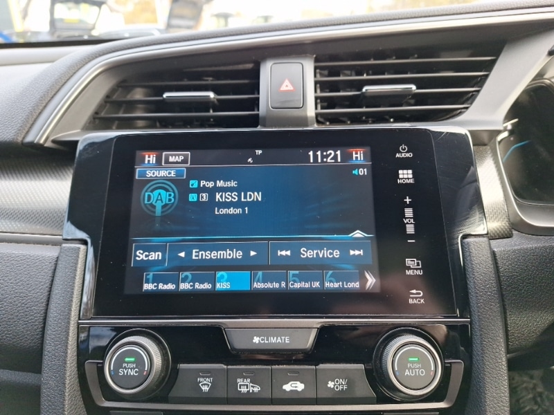 Used Honda Civic 2018 for sale - 76639270: Photo 13