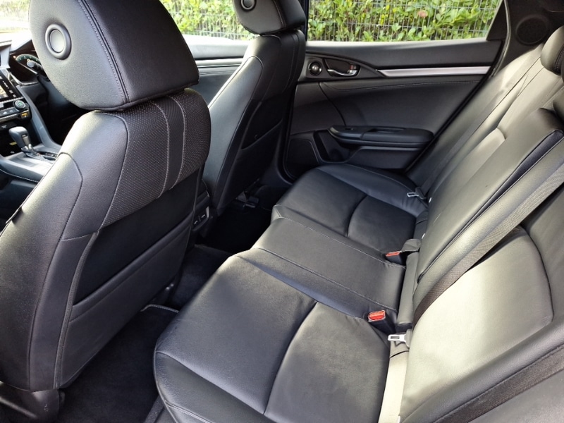 Used Honda Civic 2018 for sale - 76639270: Photo 6