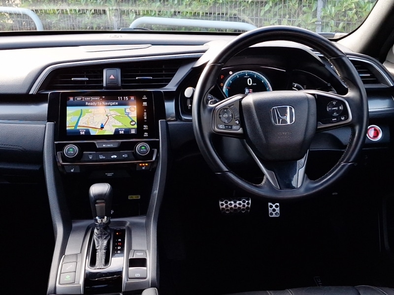 Used Honda Civic 2018 for sale - 76639270: Photo 7
