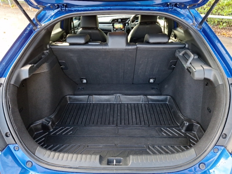 Used Honda Civic 2018 for sale - 76639270: Photo 8