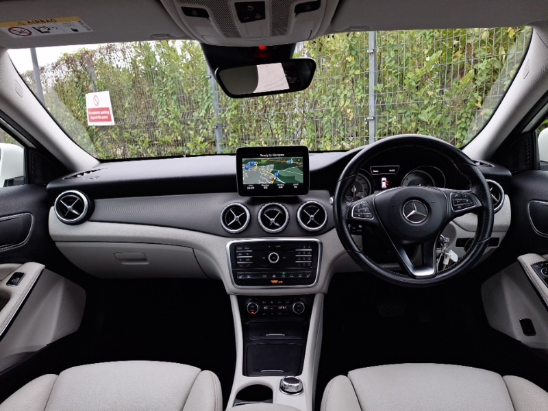 Used Mercedes-Benz GLA 2017 for sale - 76487938: Photo 2