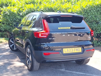 Used Volvo XC40 2023 for sale - 79420239: Photo