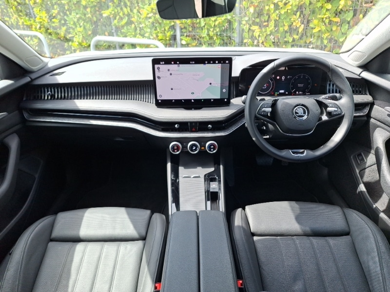 Used Skoda Superb 2024 for sale - 76970360: Photo 2