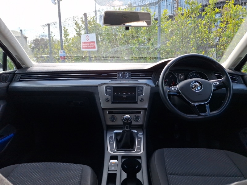 Used Volkswagen Passat 2016 for sale - 77651975: Photo 2