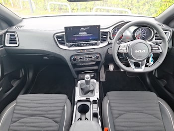 Used Kia XCeed 2025 for sale - 75408854: Photo
