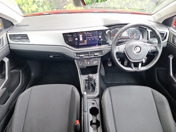Used Volkswagen Polo 2018 for sale - 79557731: Photo