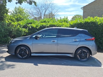Used Nissan Leaf 2023 for sale - 79100949: Photo