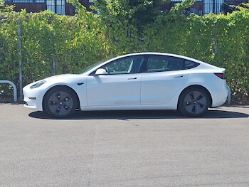 Used Tesla Model 3 2021 for sale - 76464832: Photo
