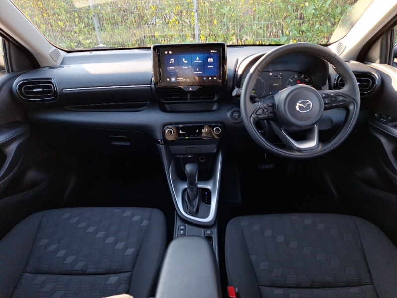 Used Mazda Mazda2 HYBRID 2025 for sale - 76651487: Photo 2