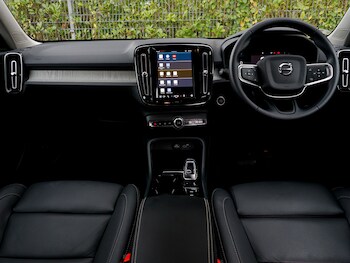 Used Volvo XC40 2024 for sale - 78580452: Photo