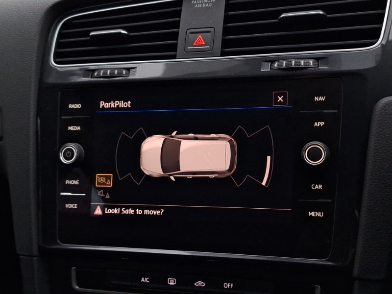 Used Volkswagen Golf 2017 for sale - 77251687: Photo 11