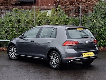 Used Volkswagen Golf 2017 for sale - 77251687: Photo