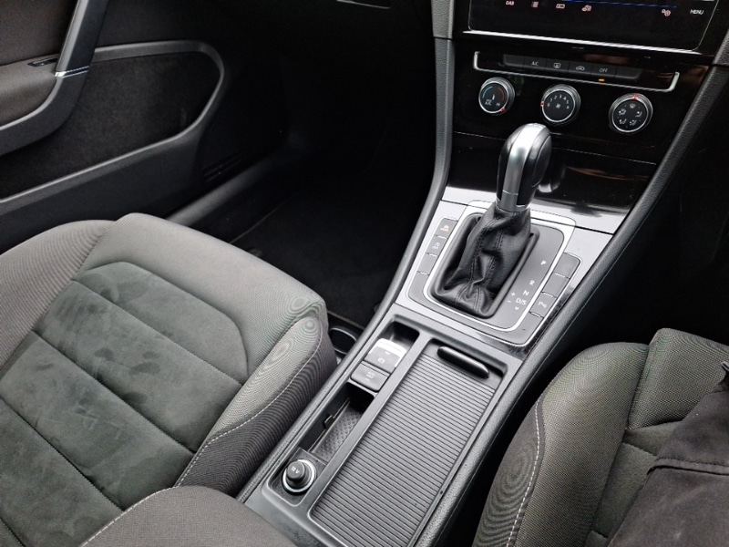 Used Volkswagen Golf 2018 for sale - 77380002: Photo 15