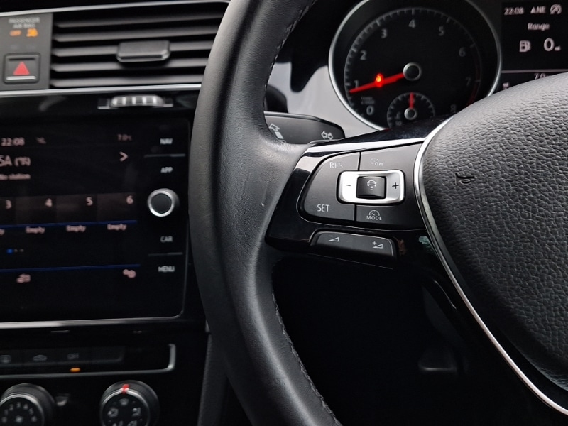 Used Volkswagen Golf 2018 for sale - 77380002: Photo 18