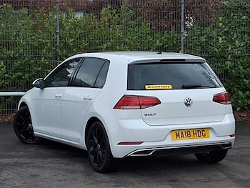 Used Volkswagen Golf 2018 for sale - 77380002: Photo