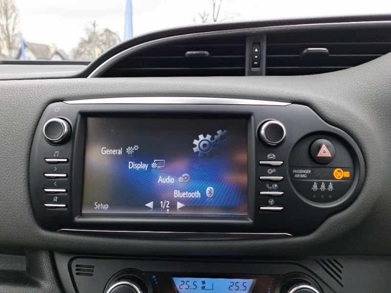 Used Toyota Yaris 2019 for sale - 77682339: Photo 10