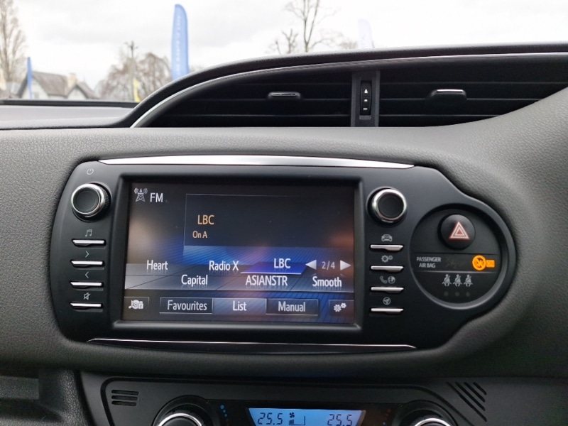 Used Toyota Yaris 2019 for sale - 77682339: Photo 12