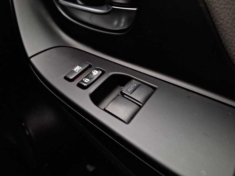 Used Toyota Yaris 2019 for sale - 77682339: Photo 17