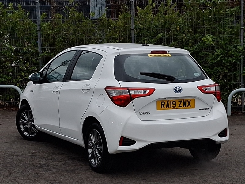Used Toyota Yaris 2019 for sale - 77682339: Photo 3