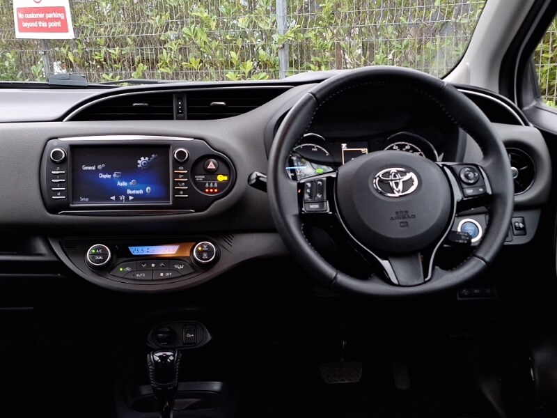 Used Toyota Yaris 2019 for sale - 77682339: Photo 7