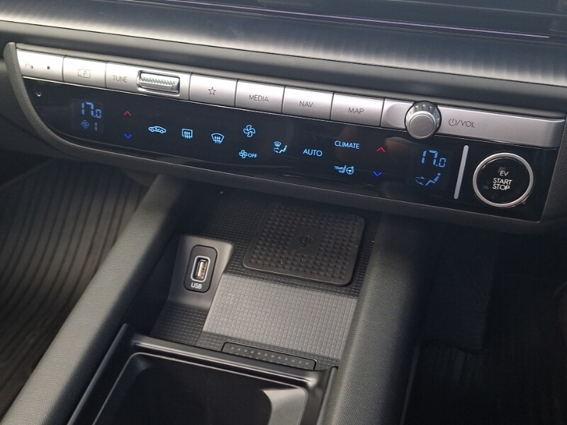 Used Hyundai IONIQ 6 2023 for sale - 75988958: Photo 14