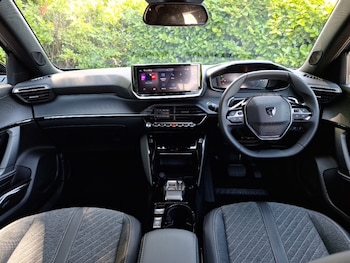Used Peugeot 2008 2025 for sale - 78928249: Photo