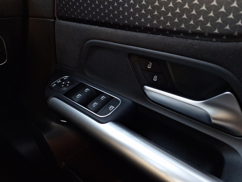 Used Mercedes-Benz EQA 2024 for sale - 78066025: Photo 17