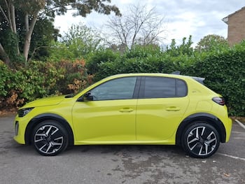 Used Peugeot 208 2026 for sale - 79852909: Photo