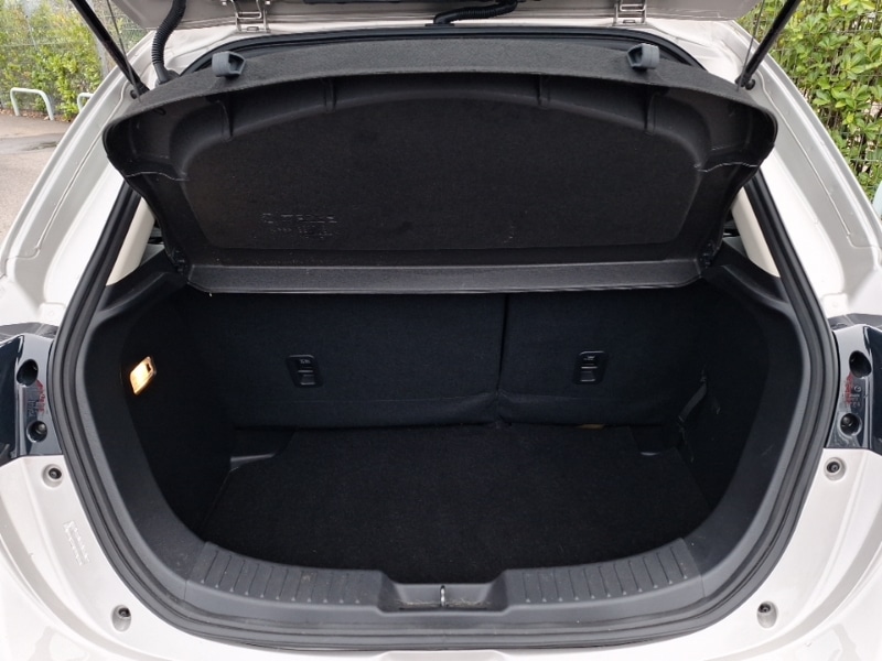 Used Mazda Mazda2 2021 for sale - 77947683: Photo 8