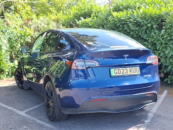 Used Tesla Model Y 2023 for sale - 79440162: Photo