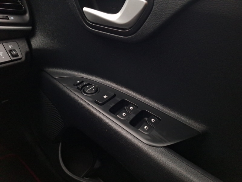 Used Kia Stonic 2021 for sale - 77610790: Photo 16