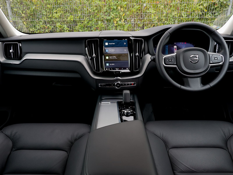 Used Volvo XC60 2024 for sale - 76893817: Photo 2