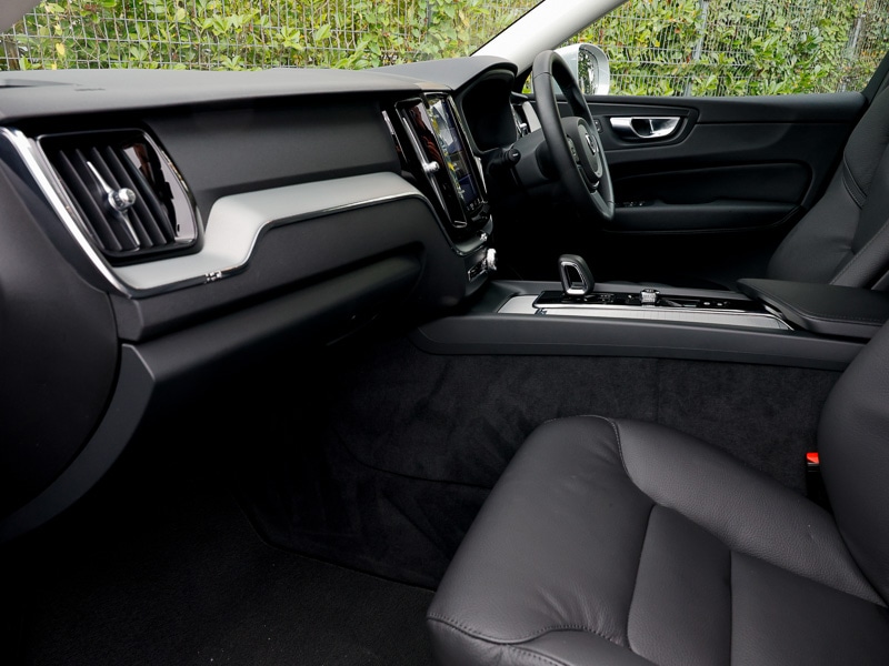 Used Volvo XC60 2024 for sale - 76893817: Photo 5