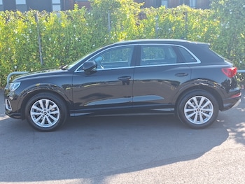 Used Audi Q3 2023 for sale - 77028412: Photo