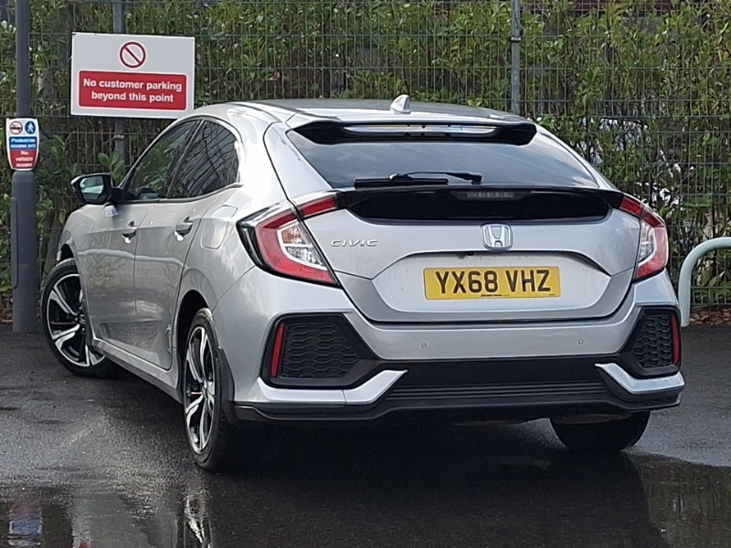 Used Honda Civic 2018 for sale - 77852195: Photo 3