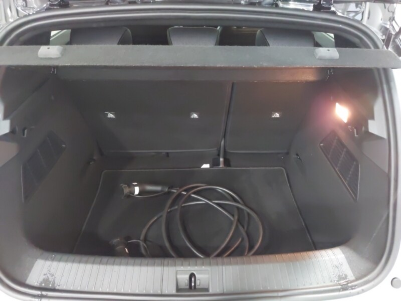 Used Renault Megane E Tech 2023 for sale - 77433020: Photo 8