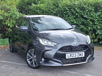 Used Toyota Yaris 2023 for sale - 79336250: Photo