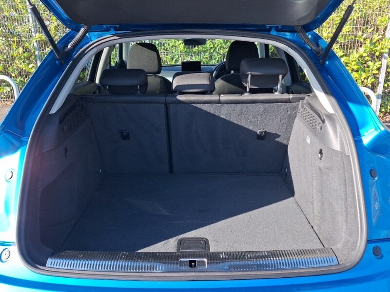 Used Audi Q3 2017 for sale - 77933080: Photo 8