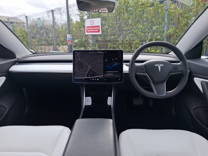 Used Tesla Model 3 2019 for sale - 77922107: Photo 2