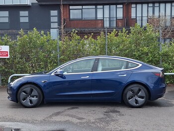 Used Tesla Model 3 2019 for sale - 77922107: Photo