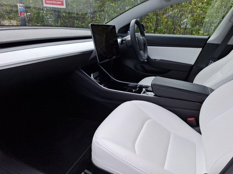 Used Tesla Model 3 2019 for sale - 77922107: Photo 5