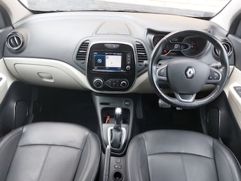 Used Renault Captur 2019 for sale - 75946619: Photo