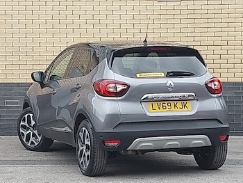Used Renault Captur 2019 for sale - 75946619: Photo