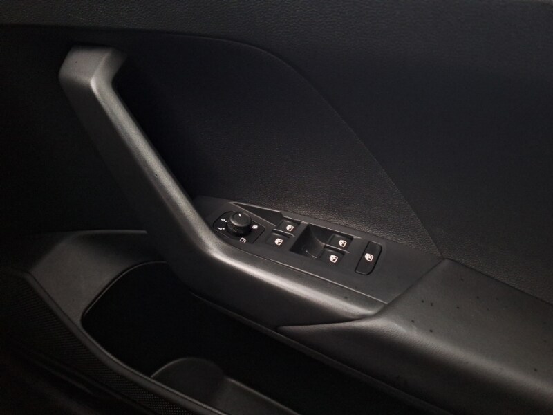 Used Volkswagen T-Cross 2024 for sale - 77605673: Photo 16