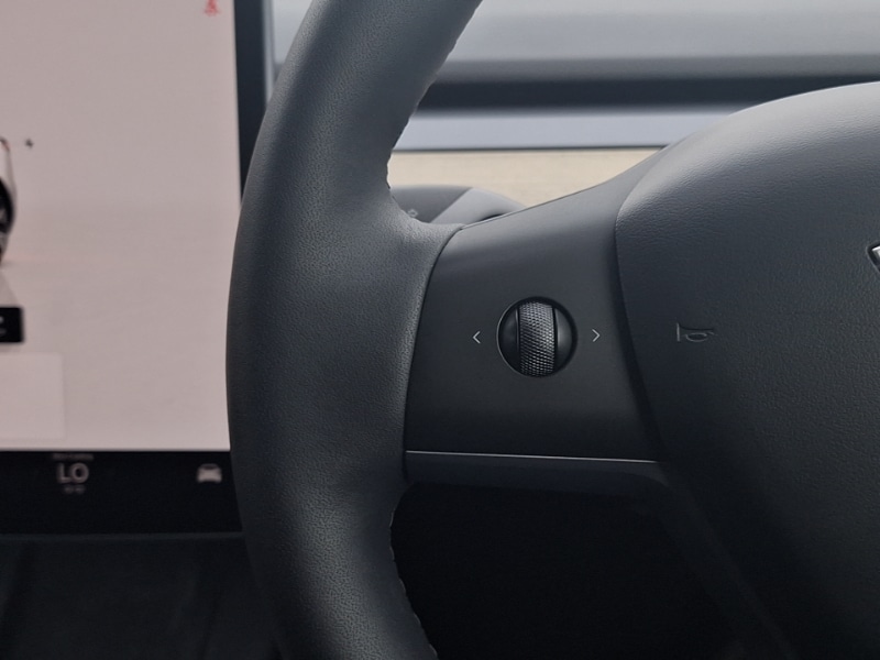 Used Tesla Model Y 2023 for sale - 76502381: Photo 18