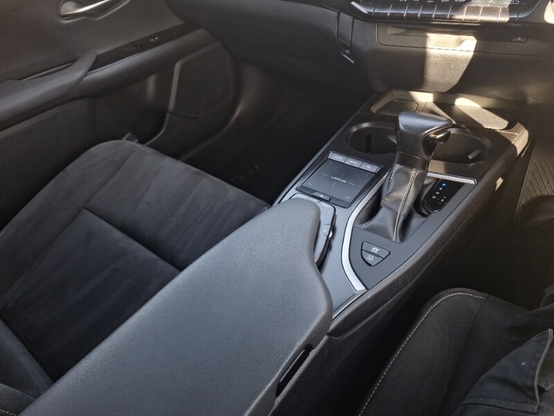 Used Lexus UX 2019 for sale - 77947680: Photo 15