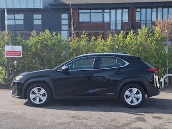 Used Lexus UX 2019 for sale - 77947680: Photo