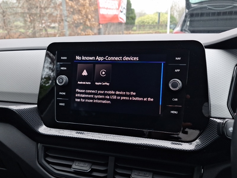 Used Volkswagen T-Cross 2024 for sale - 77325096: Photo 12